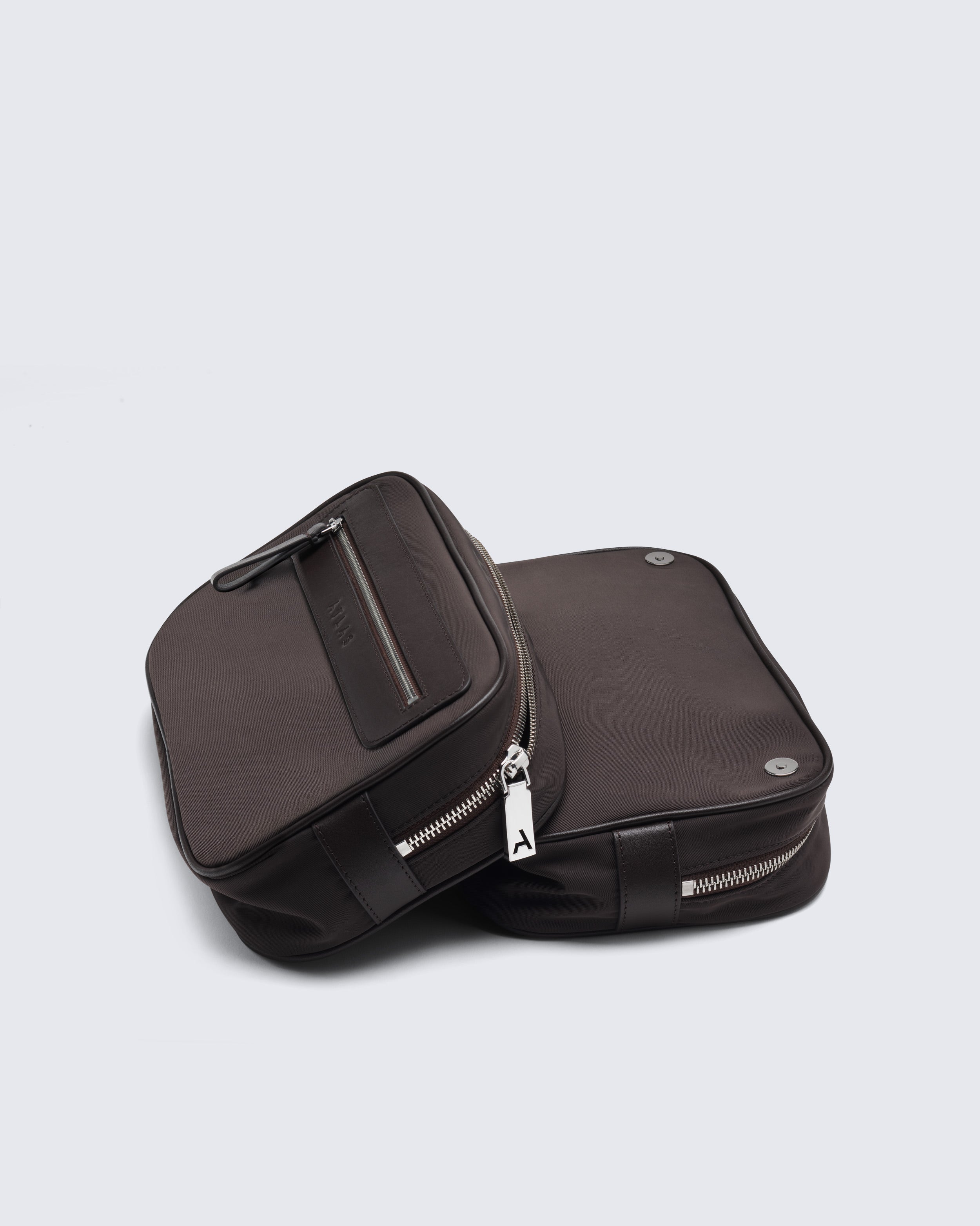 Voyager Dopp Kit